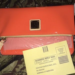 Dooney & Bourke purse